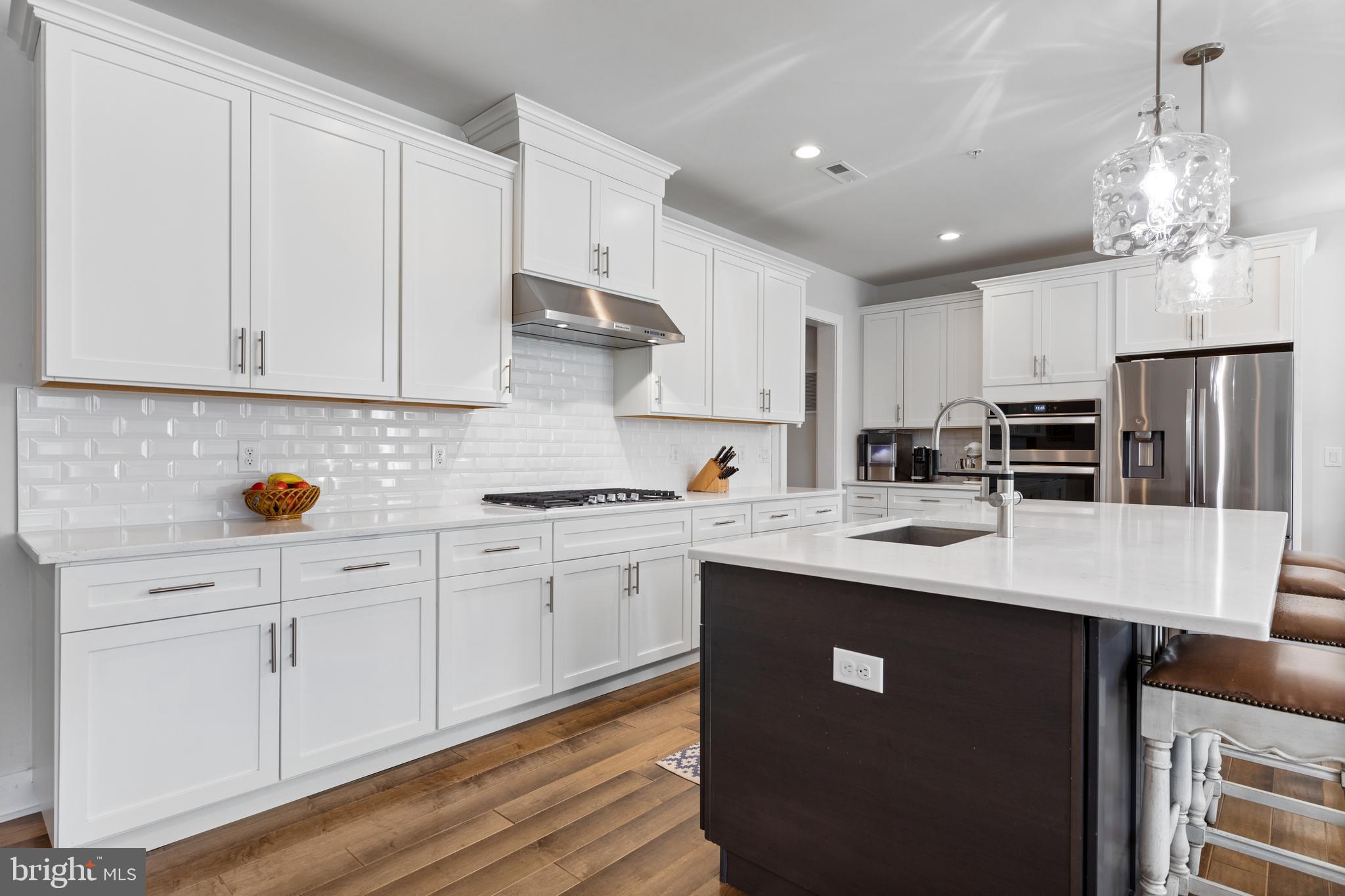 CREEKSIDE AT BLUE BELL - Residential