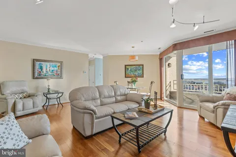 100 Harborview Drive Unit 2004, Baltimore, MD 21230 - MLS#: MDBA2152954