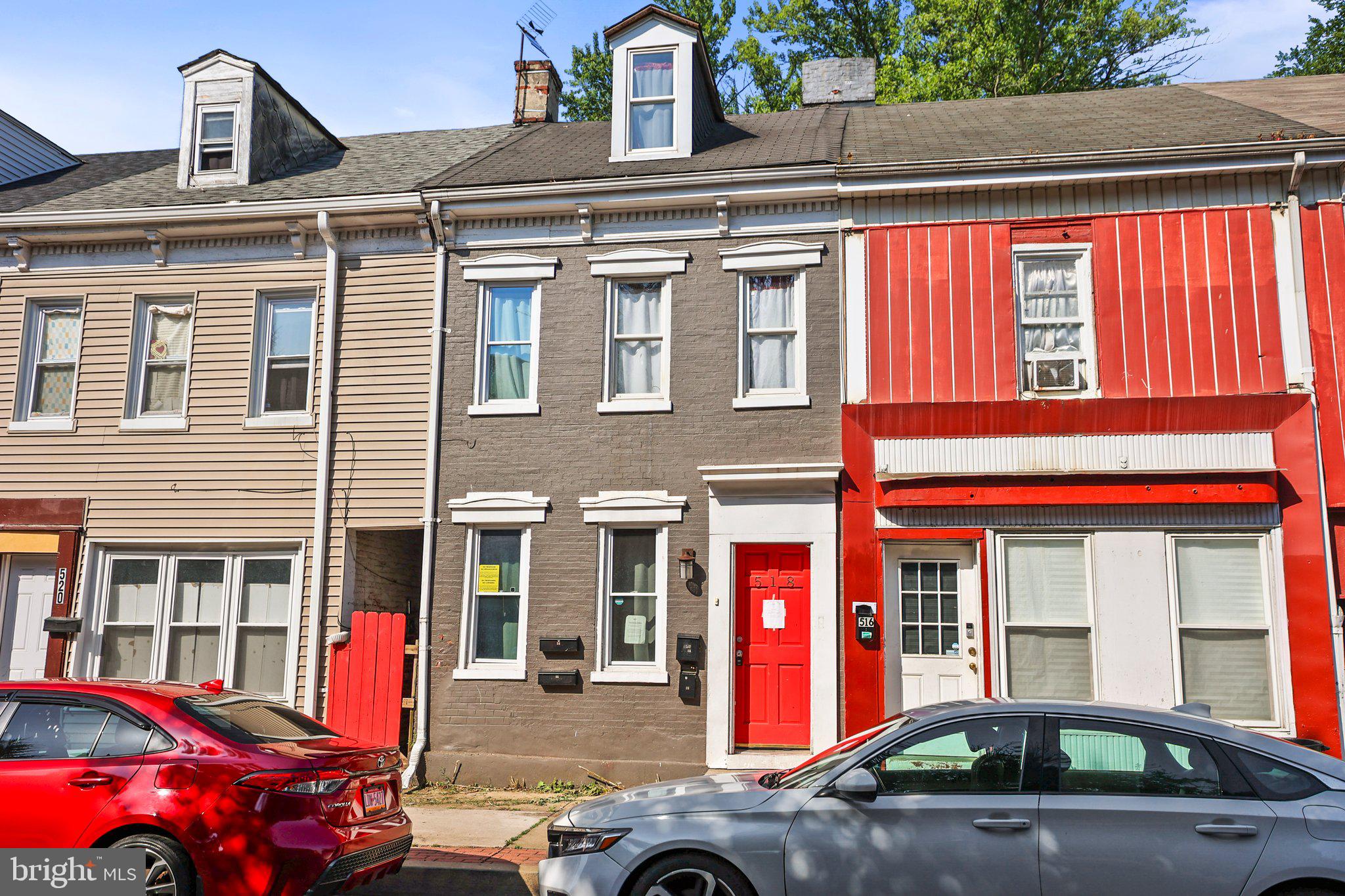 518 S QUEEN STREET