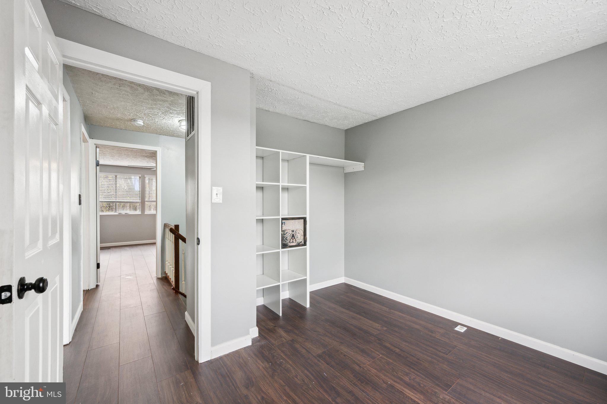 LAUREL HIGHLANDS - Residential