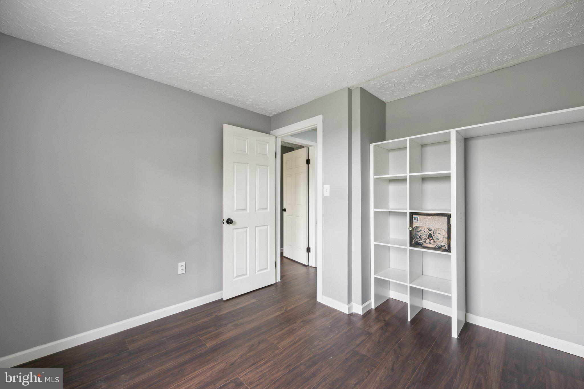 LAUREL HIGHLANDS - Residential