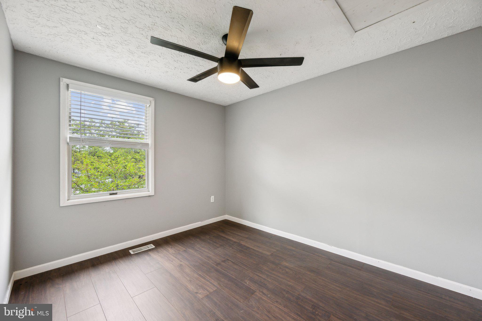 LAUREL HIGHLANDS - Residential