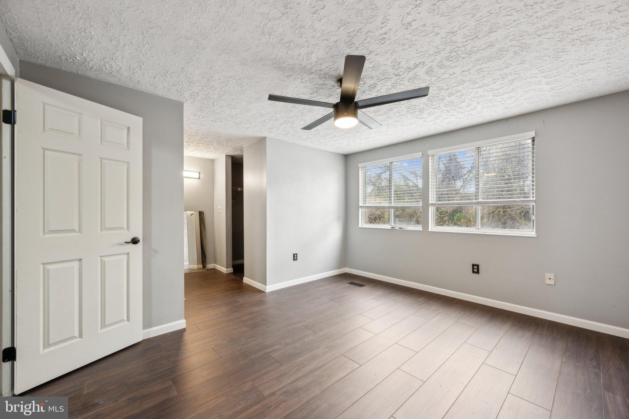 LAUREL HIGHLANDS - Residential