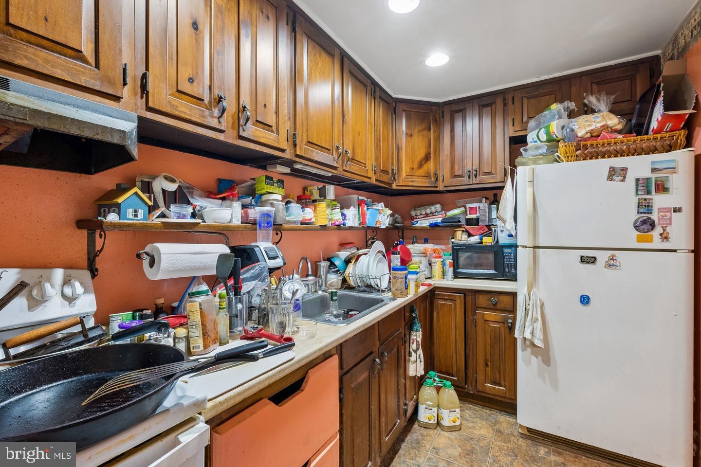 662 SHOEMAKER LANE