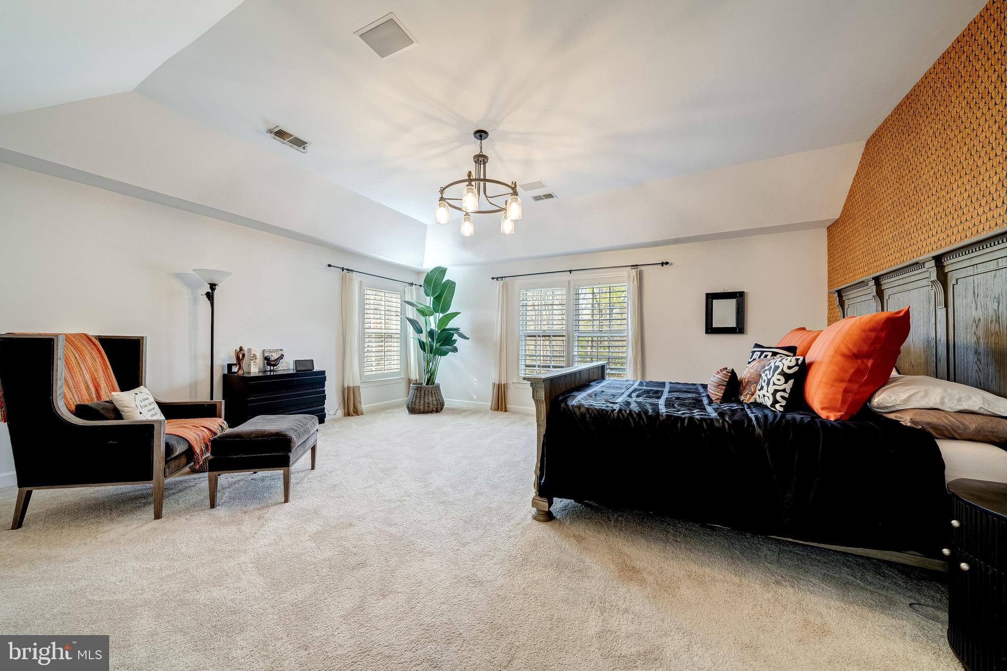 CROSEN PROPERTY - Residential