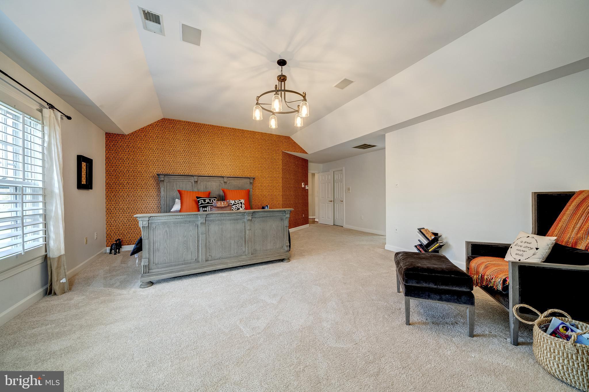 CROSEN PROPERTY - Residential