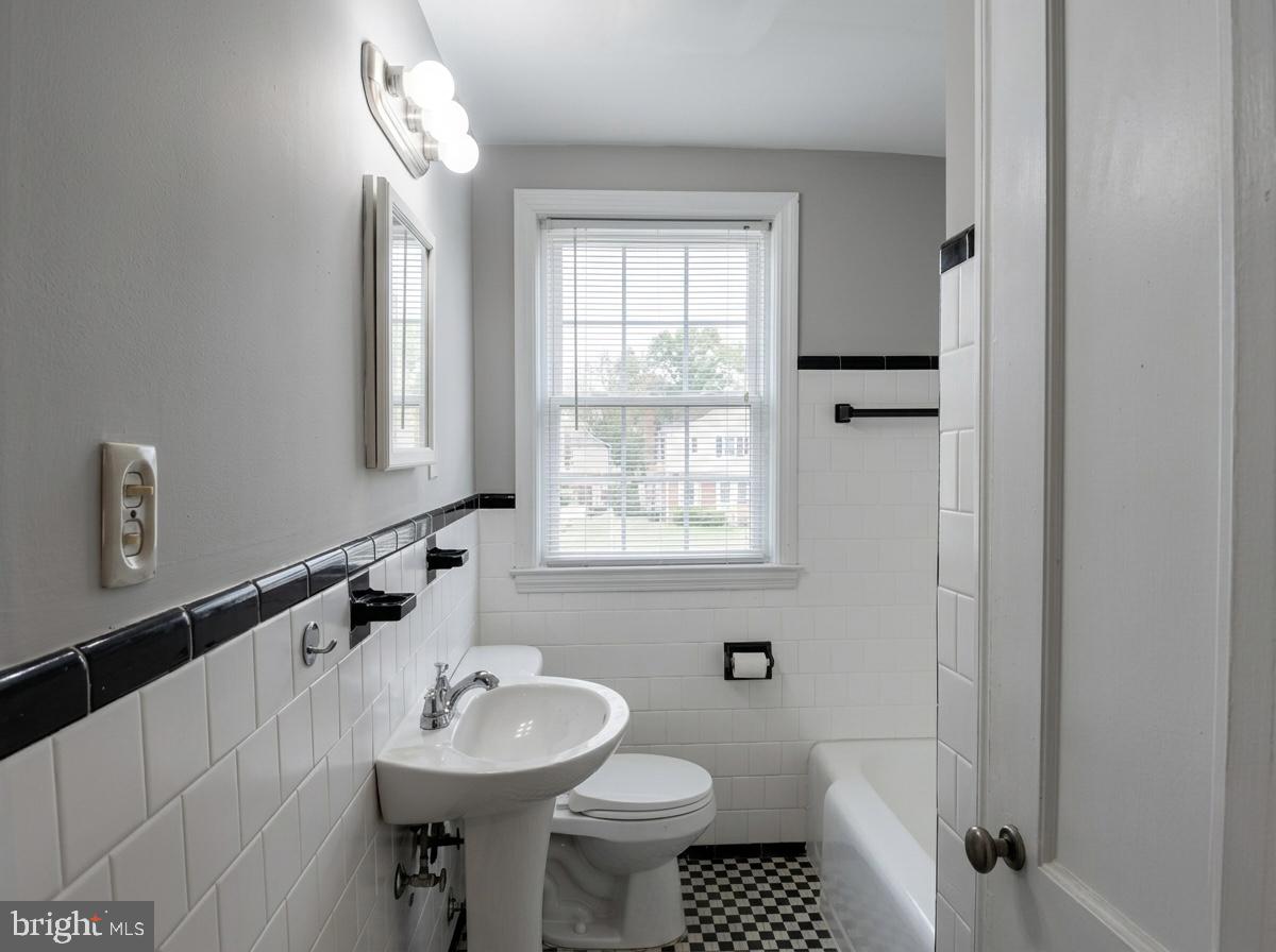 KNETTISHALL - Residential