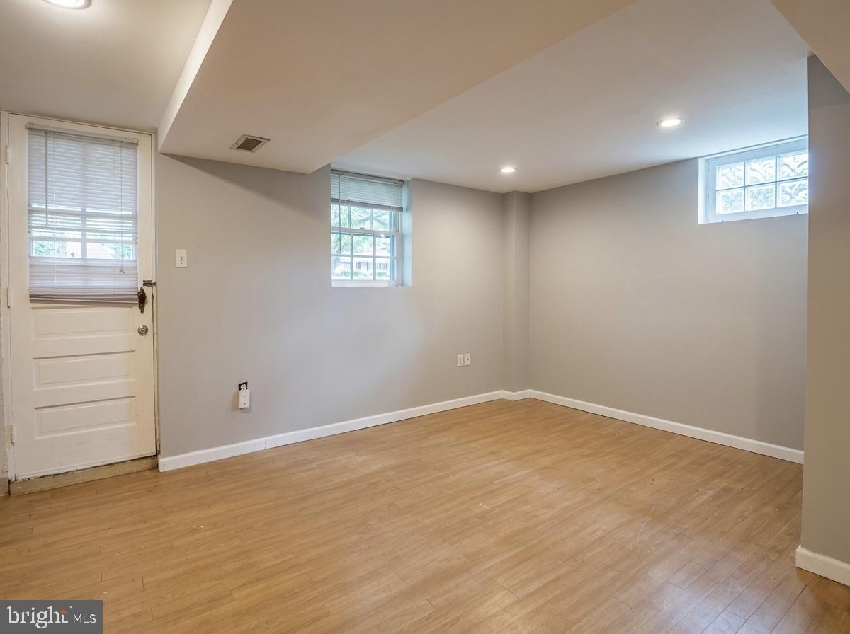 KNETTISHALL - Residential