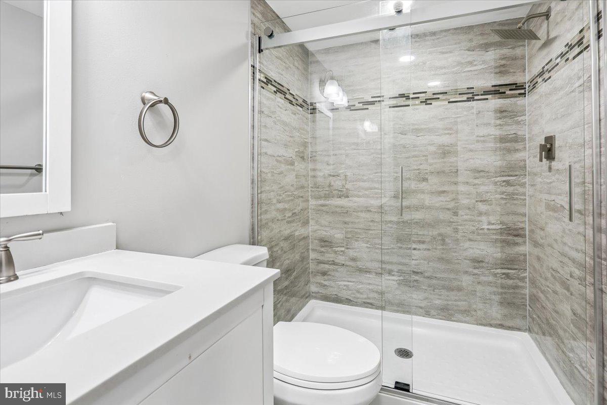 VILLAGE OF OAKLAND MILLS - Residential
