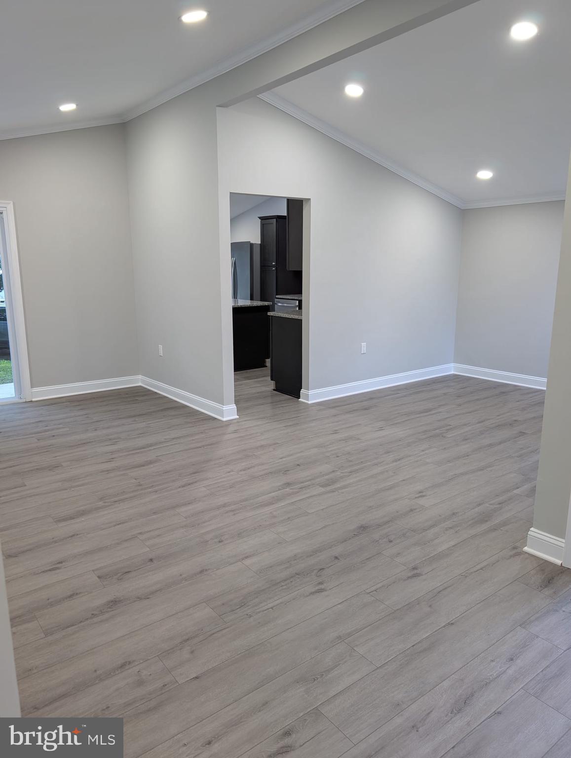 VILLAGE OF OAKLAND MILLS - Residential
