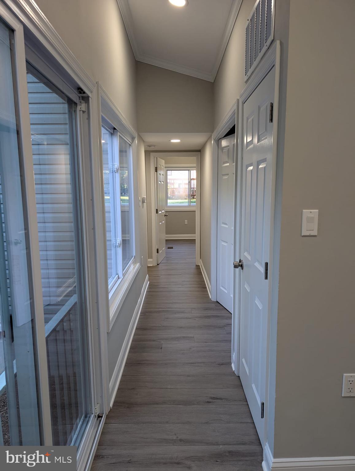 VILLAGE OF OAKLAND MILLS - Residential