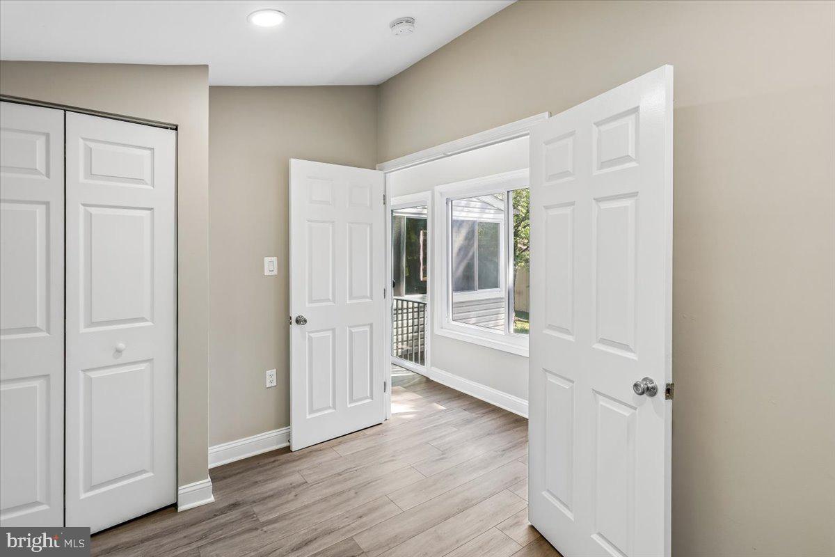VILLAGE OF OAKLAND MILLS - Residential