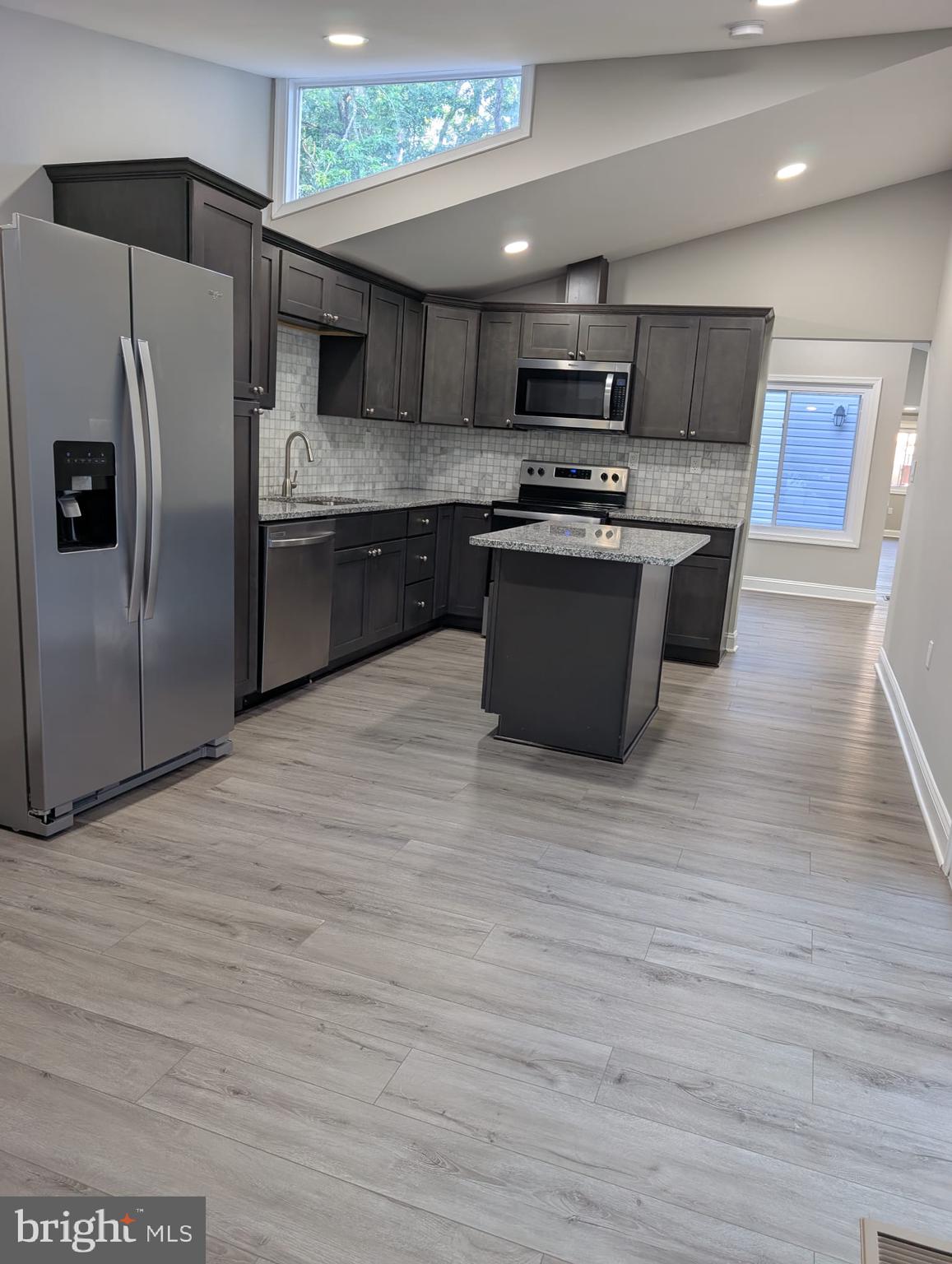 VILLAGE OF OAKLAND MILLS - Residential