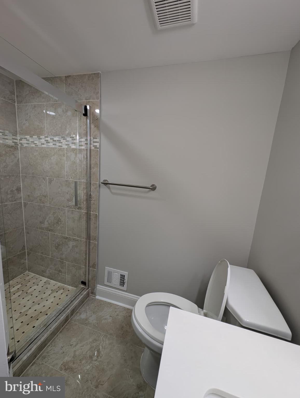 VILLAGE OF OAKLAND MILLS - Residential