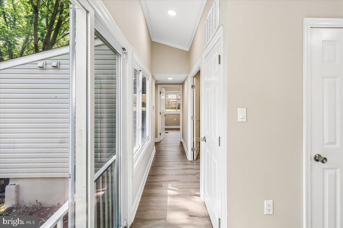 VILLAGE OF OAKLAND MILLS - Residential