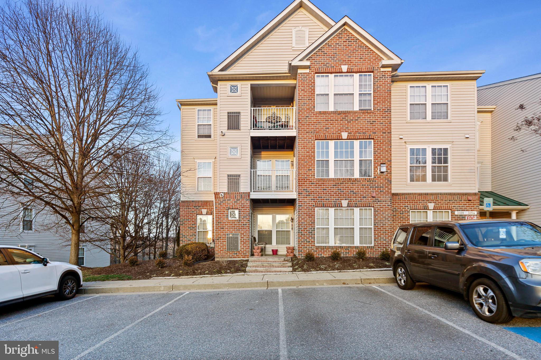 BUCKINGHAM CONDOMINIUMS - Residential