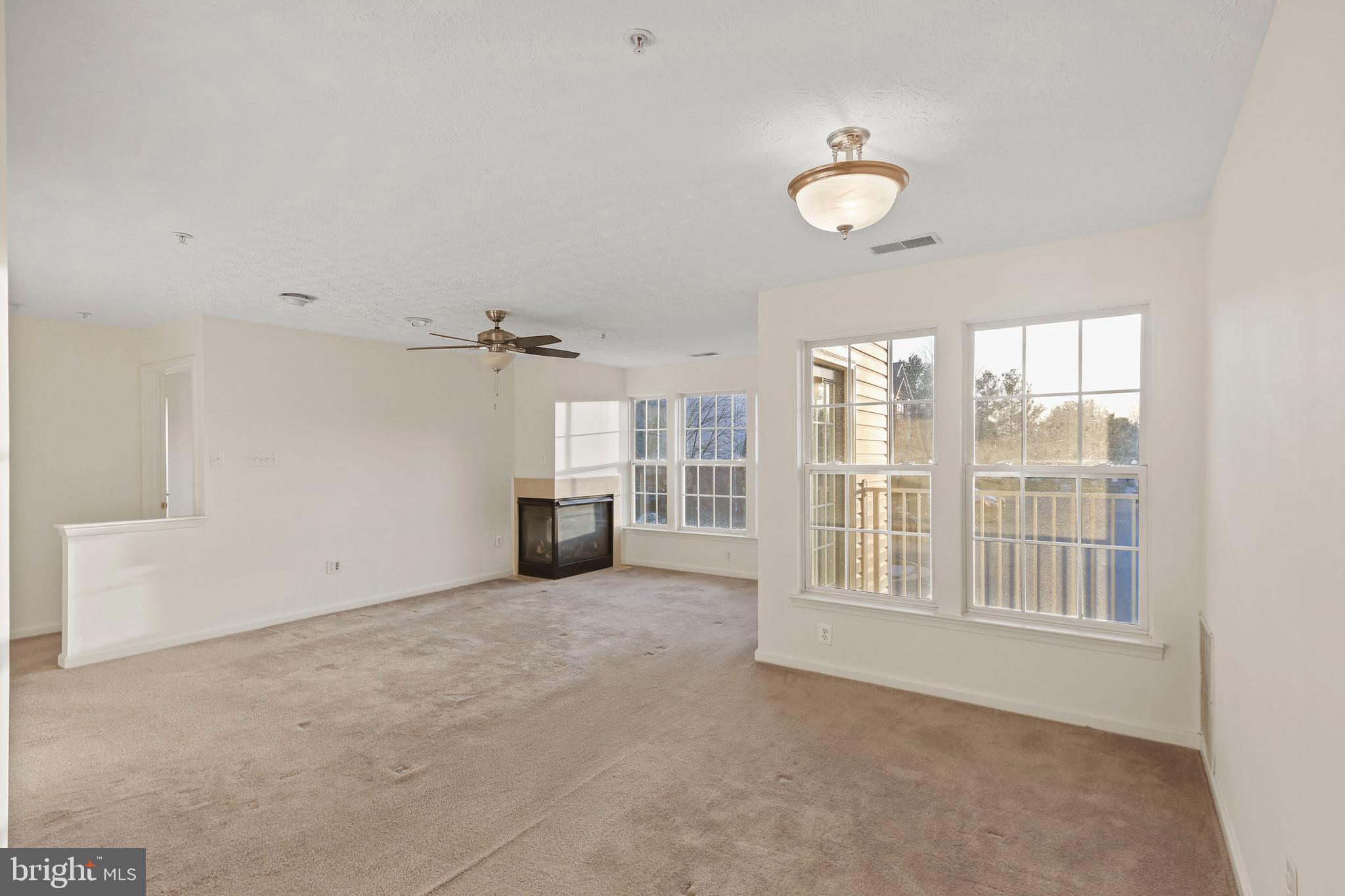 BUCKINGHAM CONDOMINIUMS - Residential