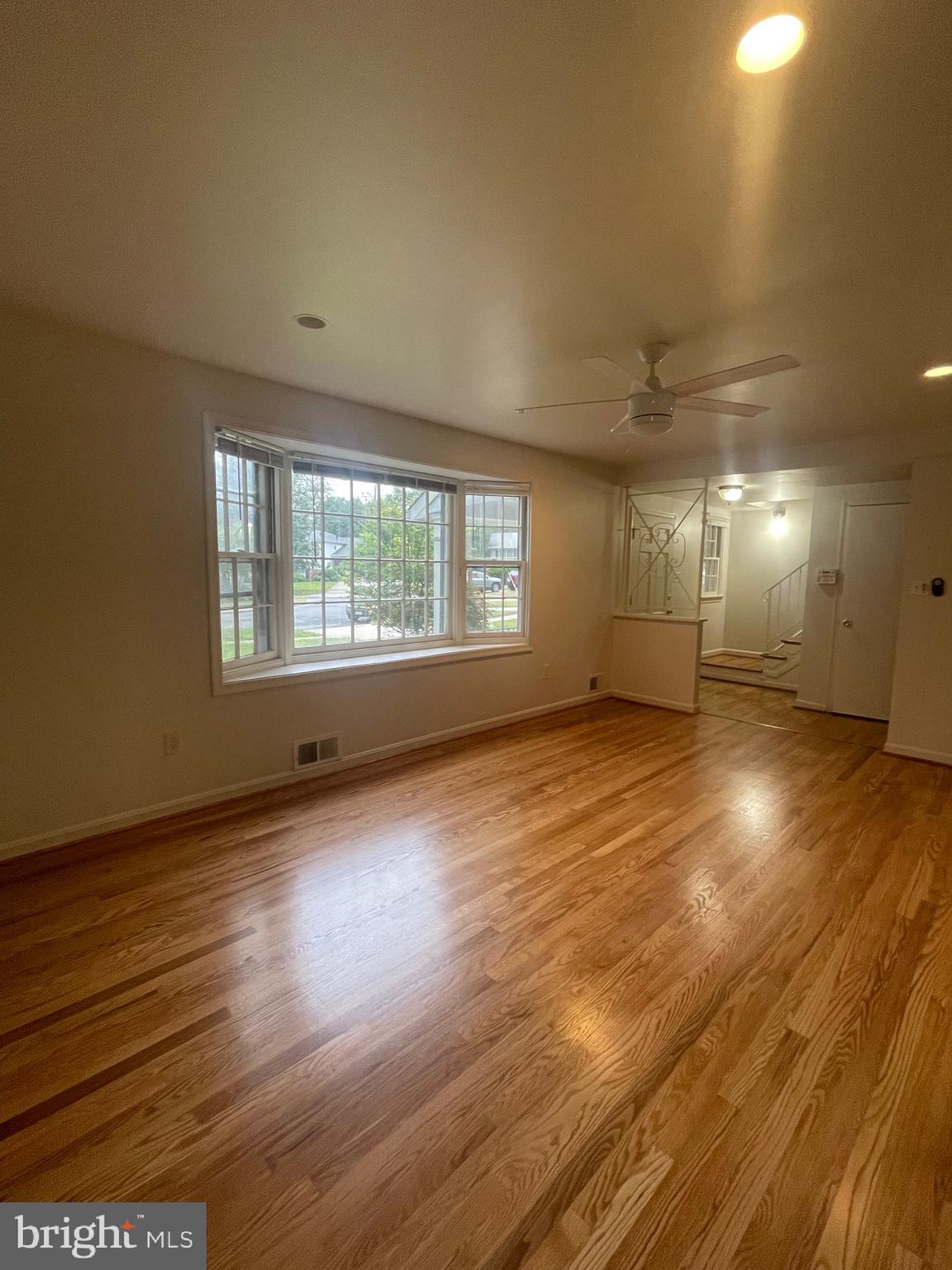 FOREST ESTATES - Residential Lease