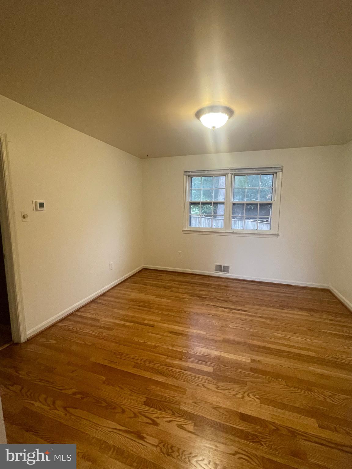 FOREST ESTATES - Residential Lease