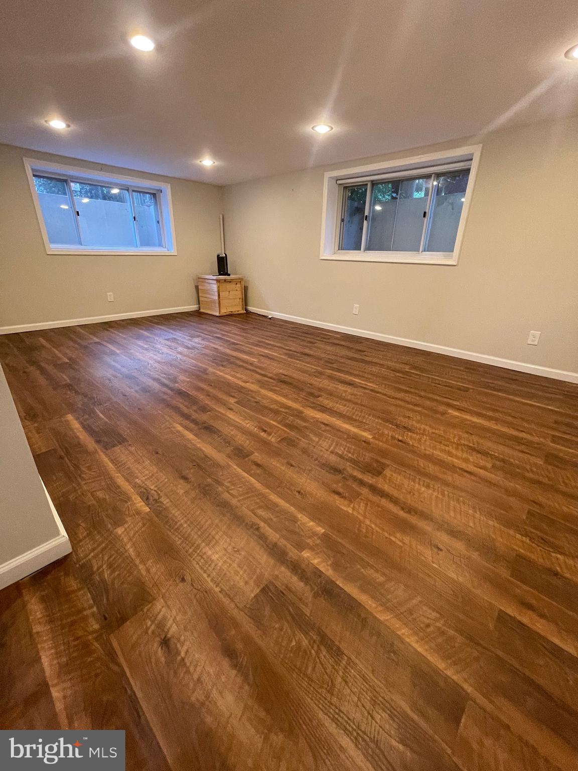 SOMERSET HEIGHTS - Residential Lease