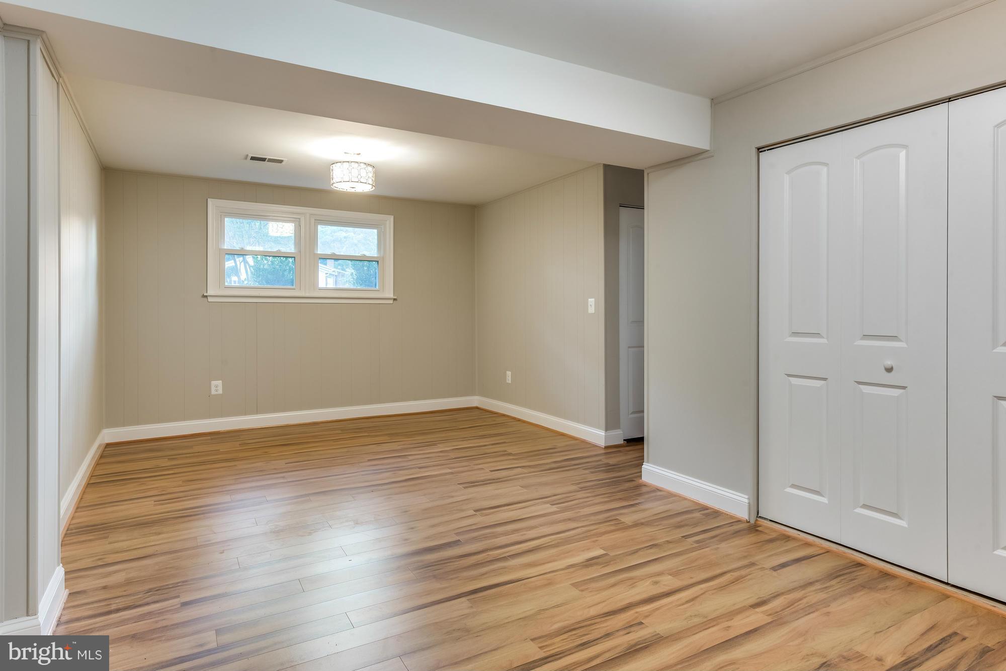 LONG POINT - Residential