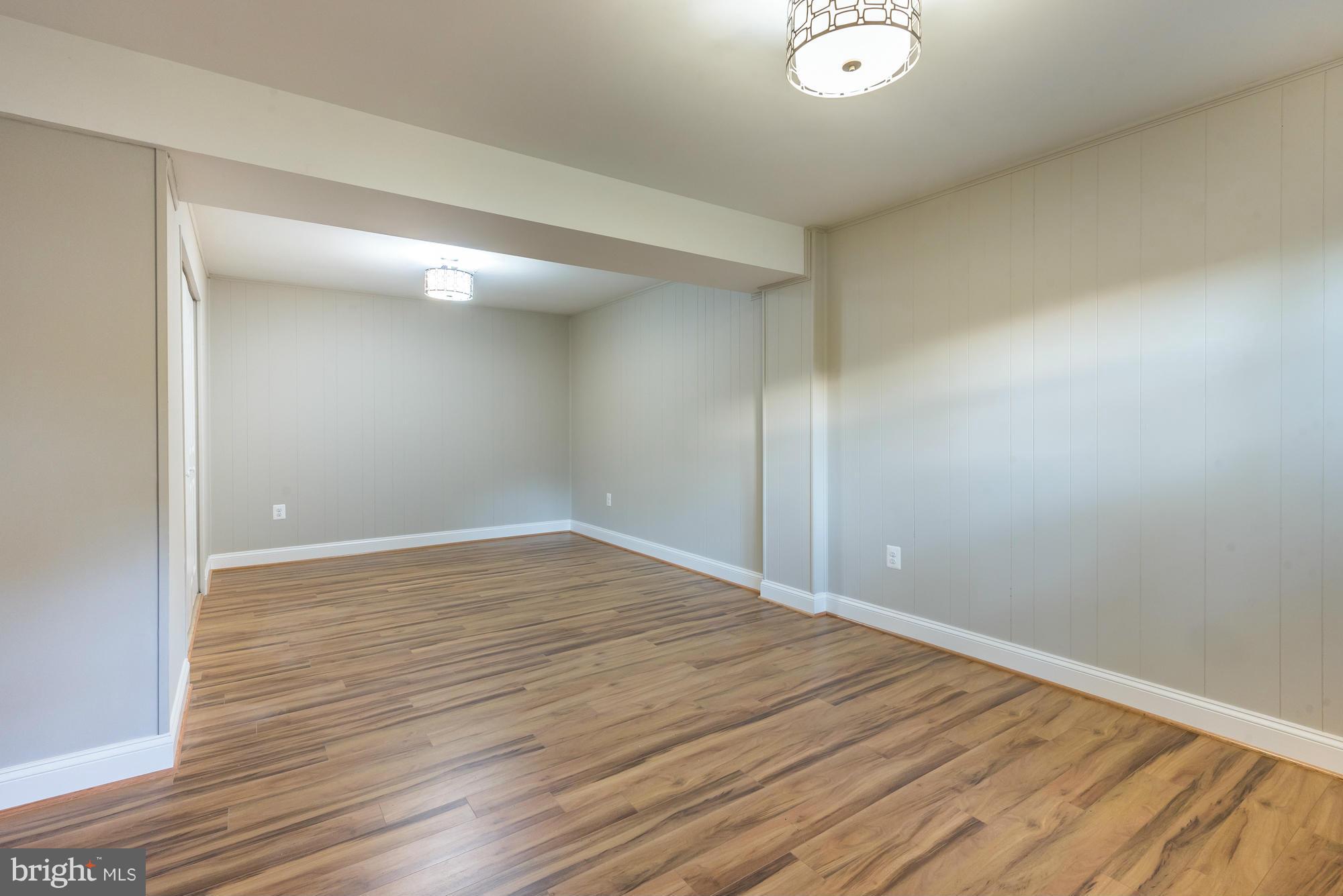 LONG POINT - Residential