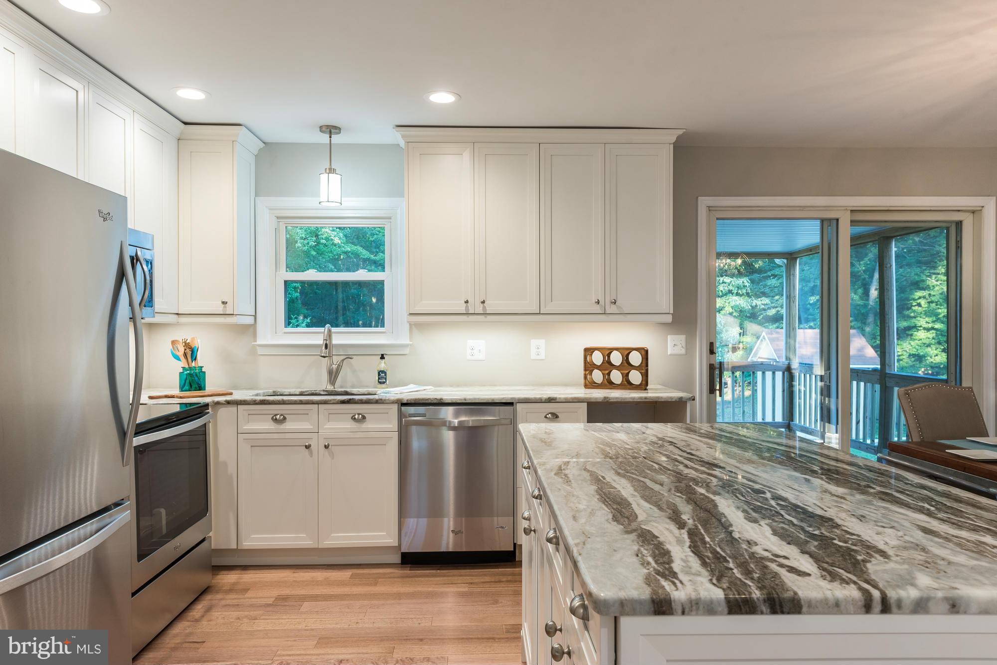 LONG POINT - Residential