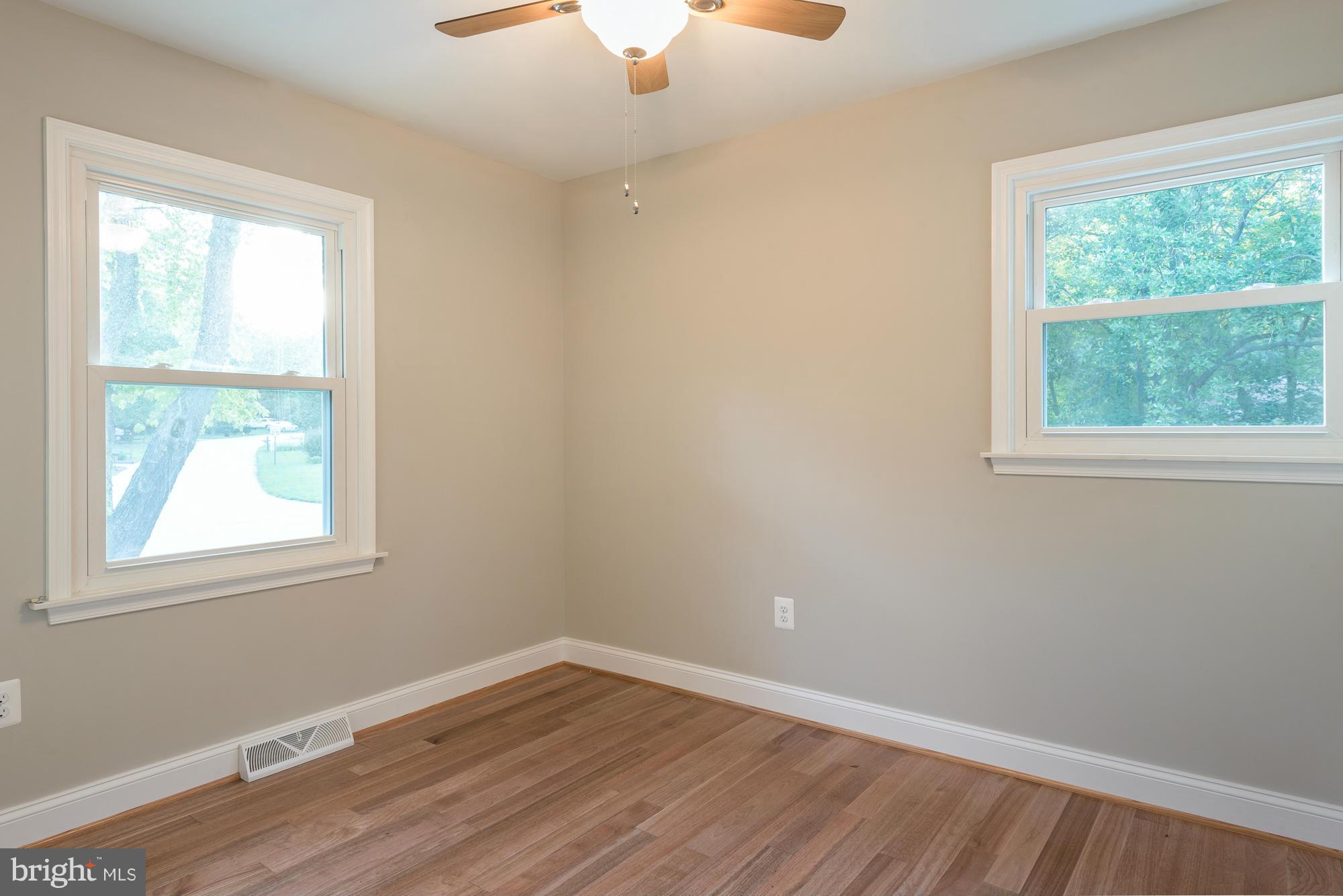 LONG POINT - Residential