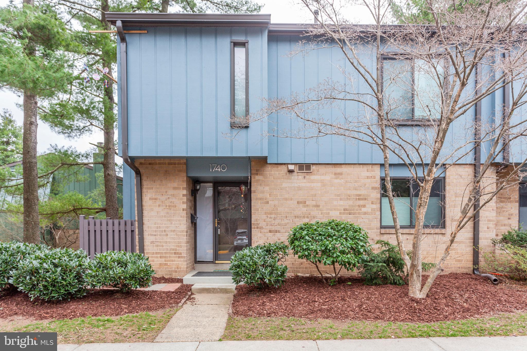 IVY OAK - Residential