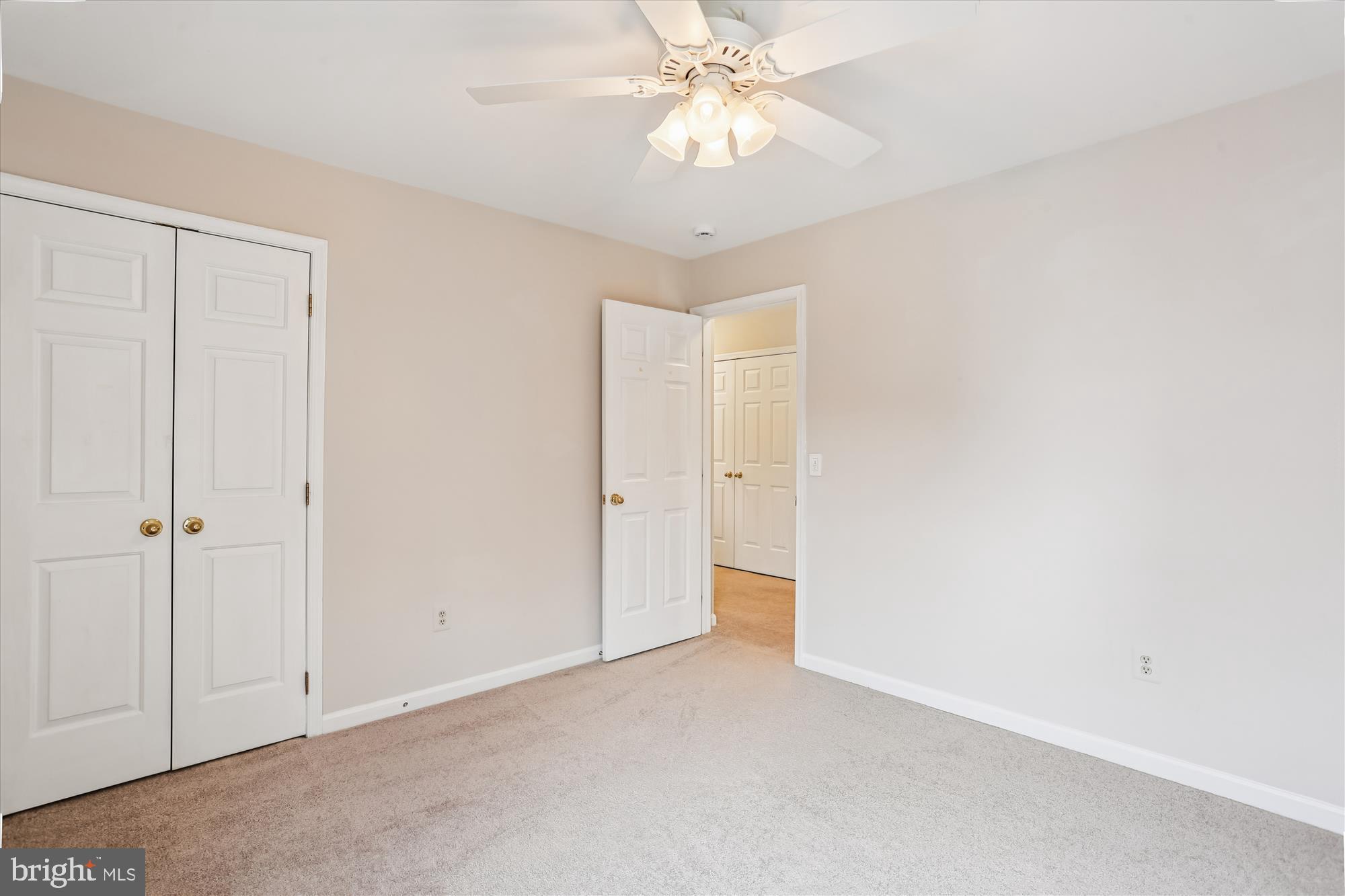 SENECA CROSSING - Residential