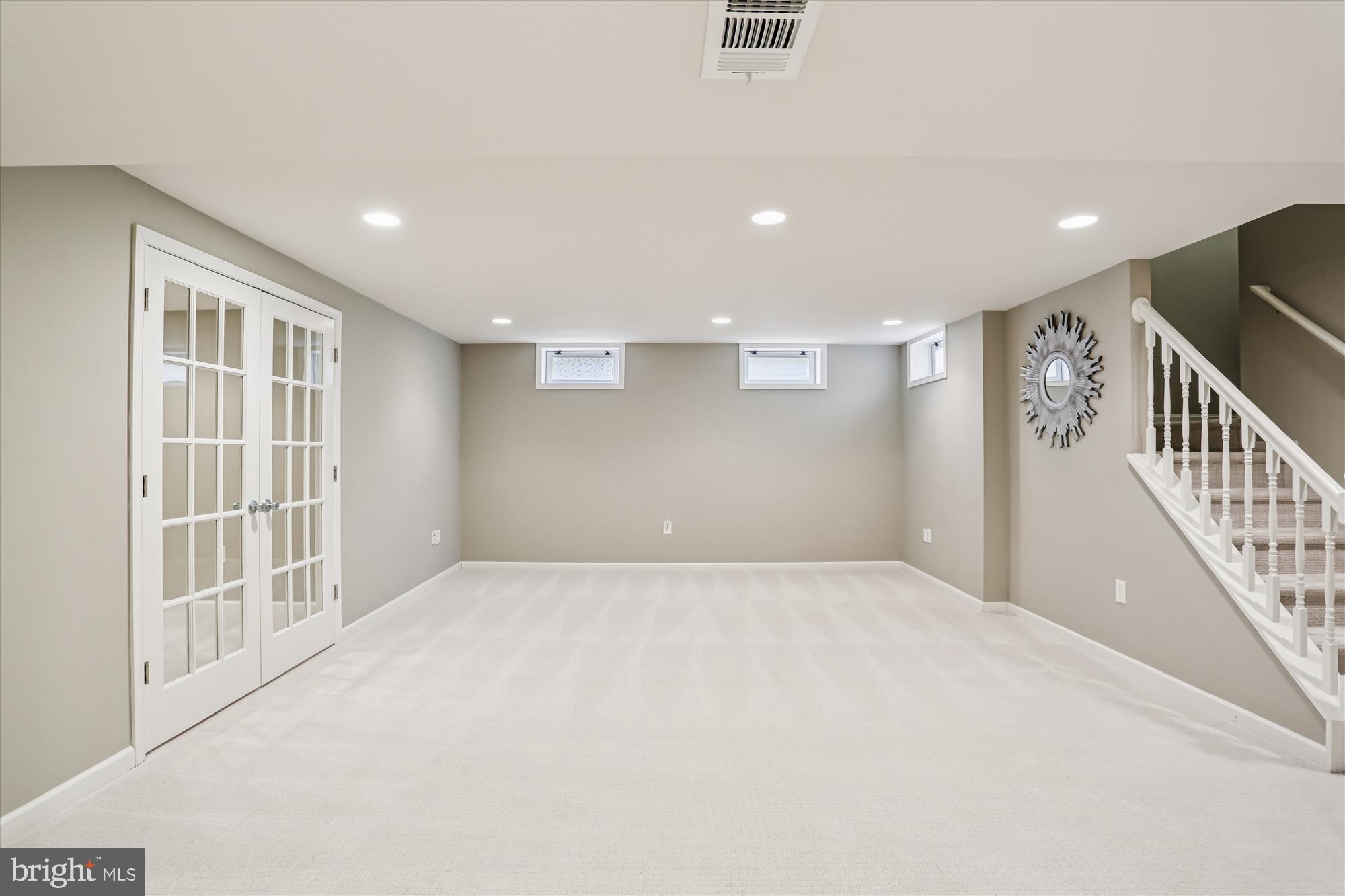 SENECA CROSSING - Residential