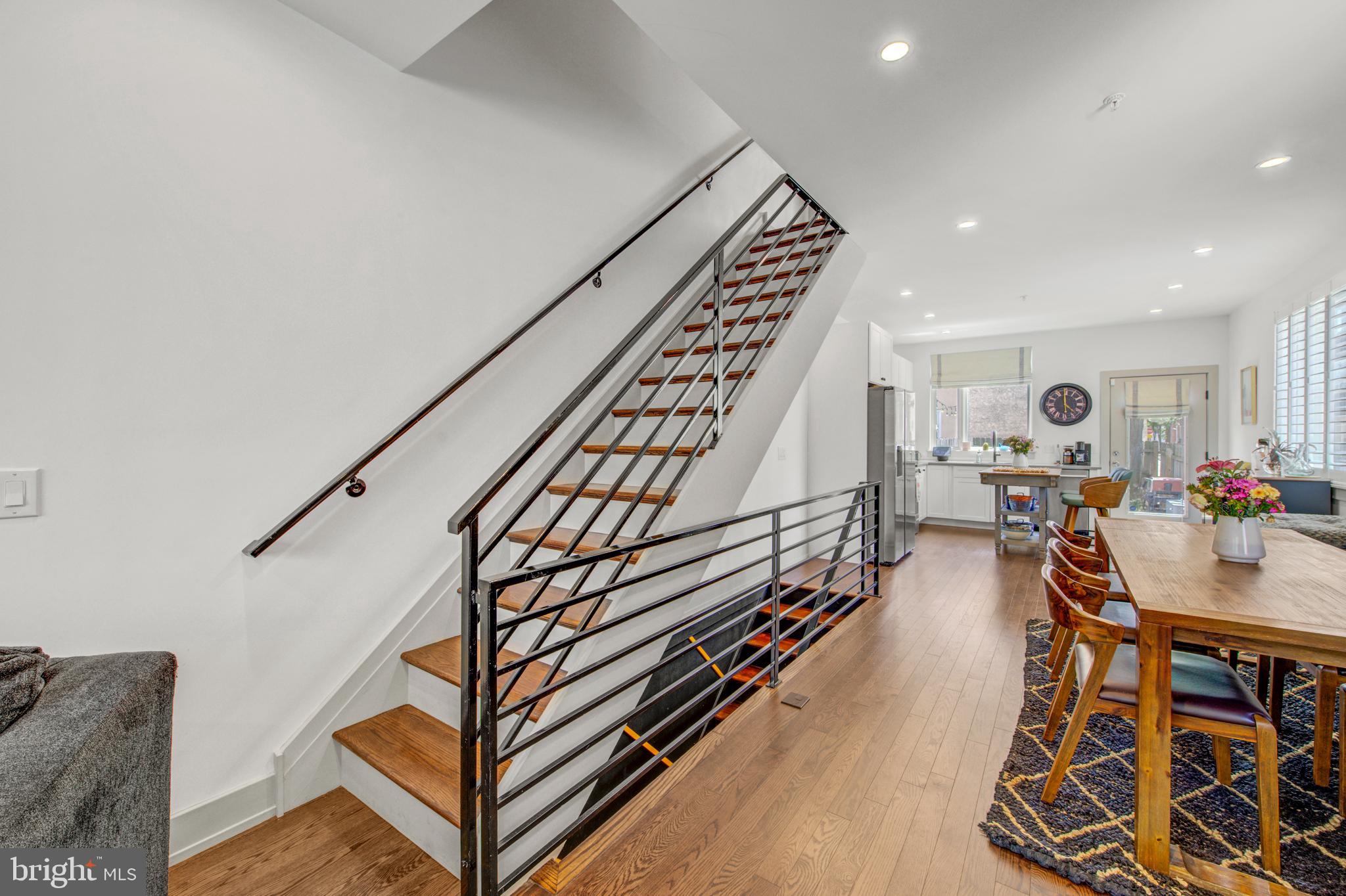 Property Search 2621 ALMOND STREET
