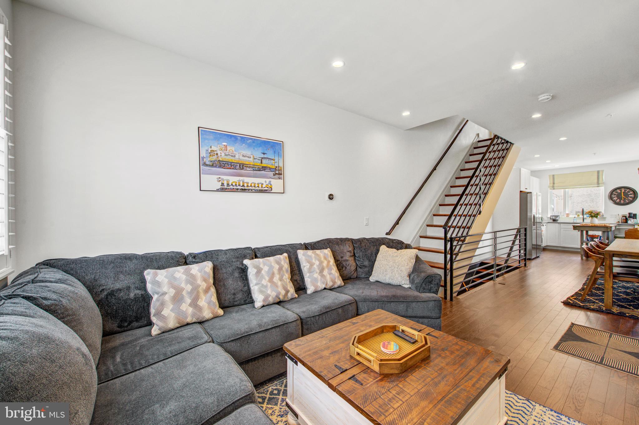 Property Search 2621 ALMOND STREET