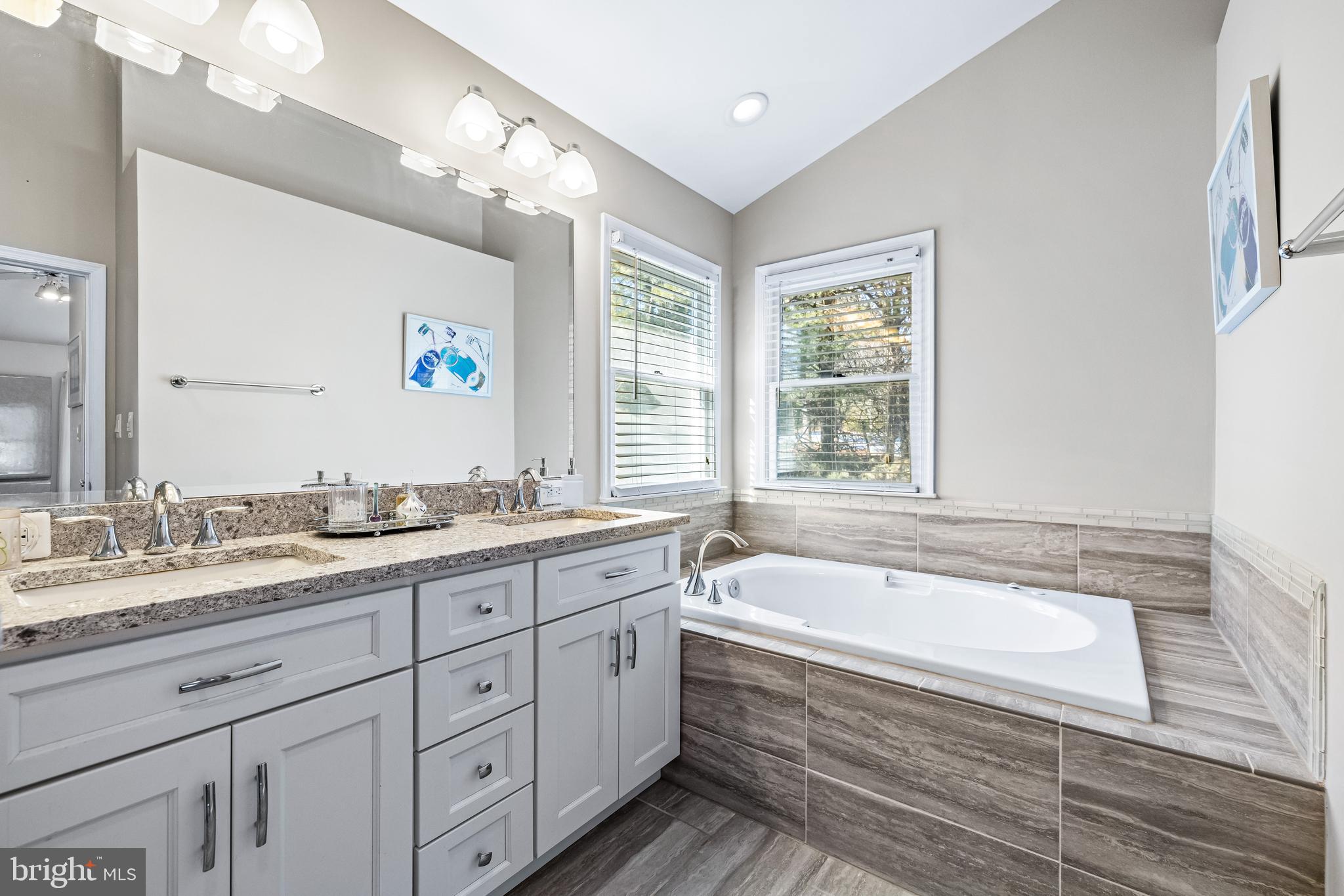 WORTHINGTON PARK - Residential