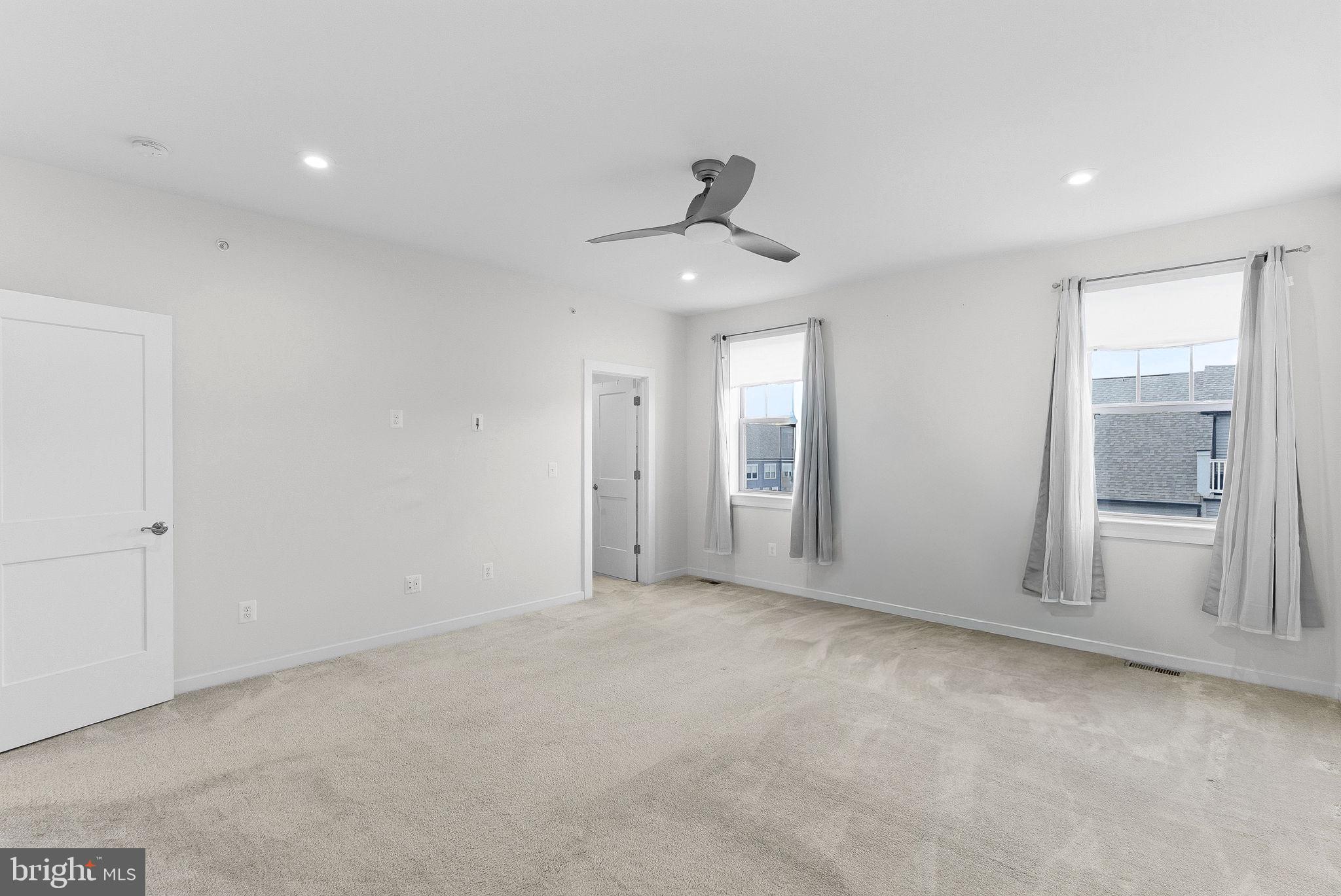 TUSCARORA VILLAGE - Residential