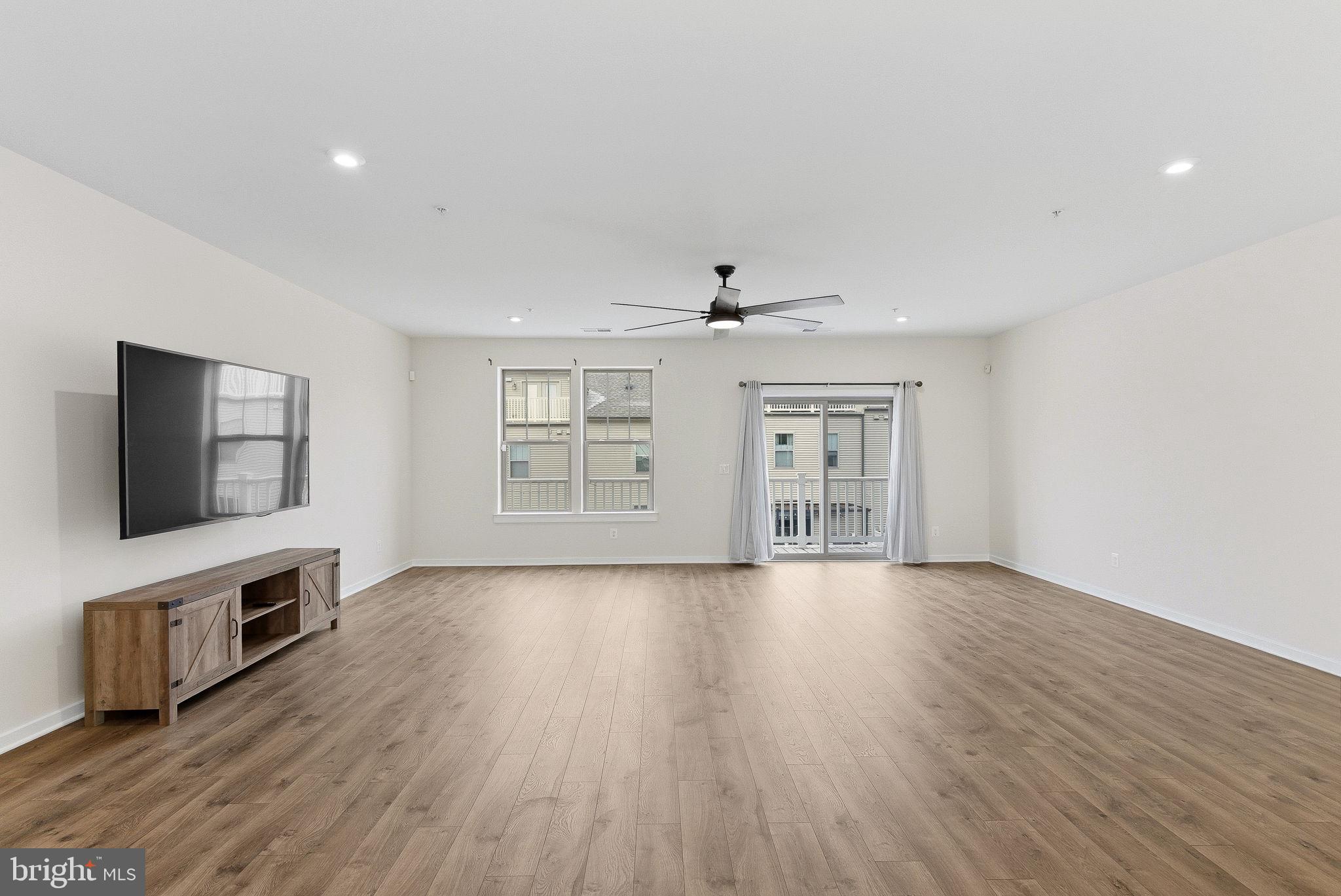 312 PETITE SIRAH TERRACE SE