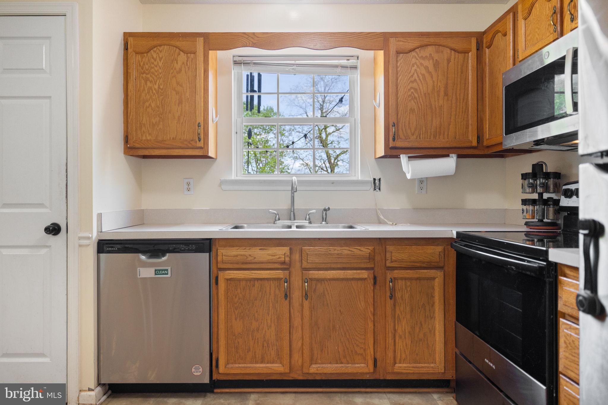 112 ARBUTUS LANE