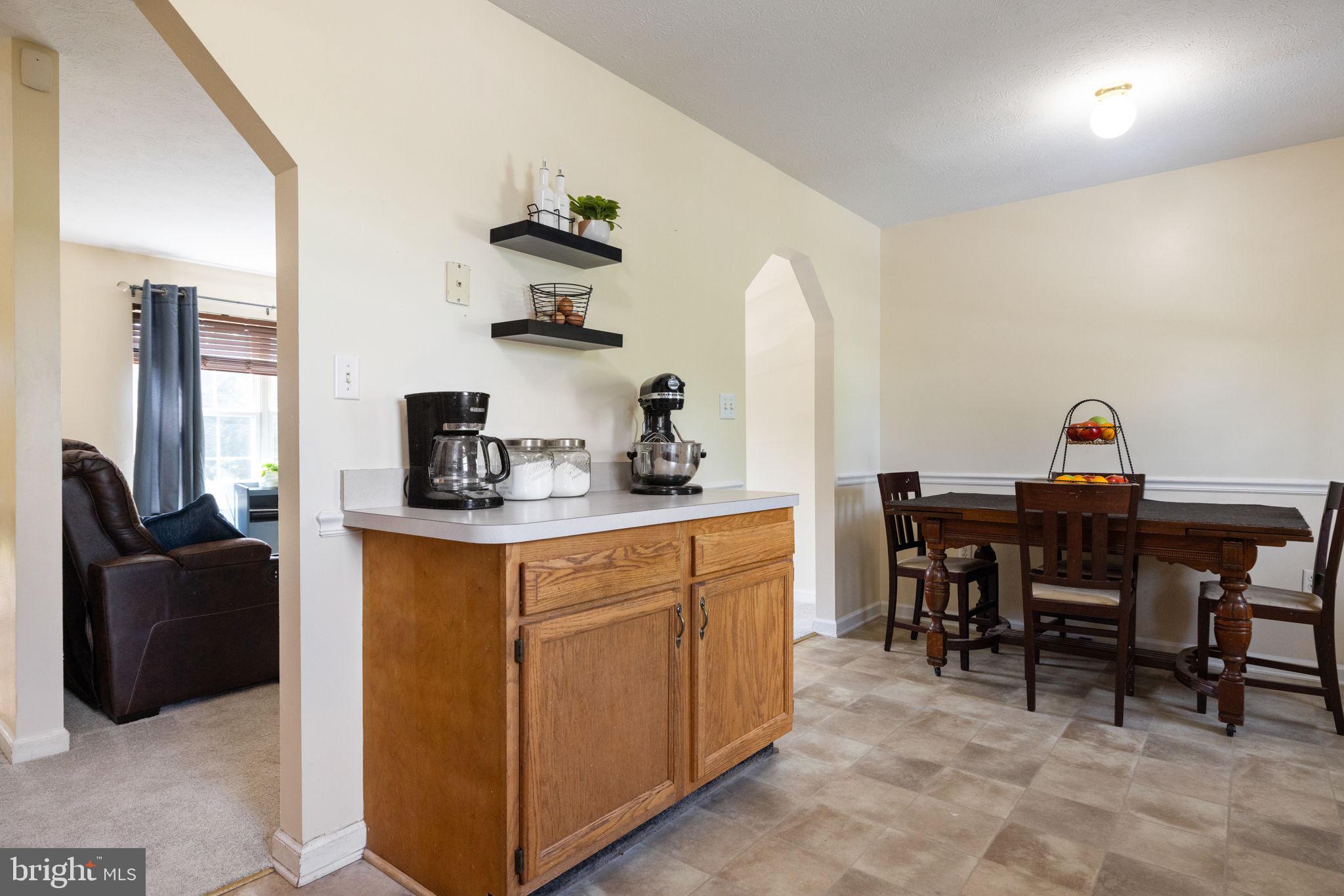 112 ARBUTUS LANE