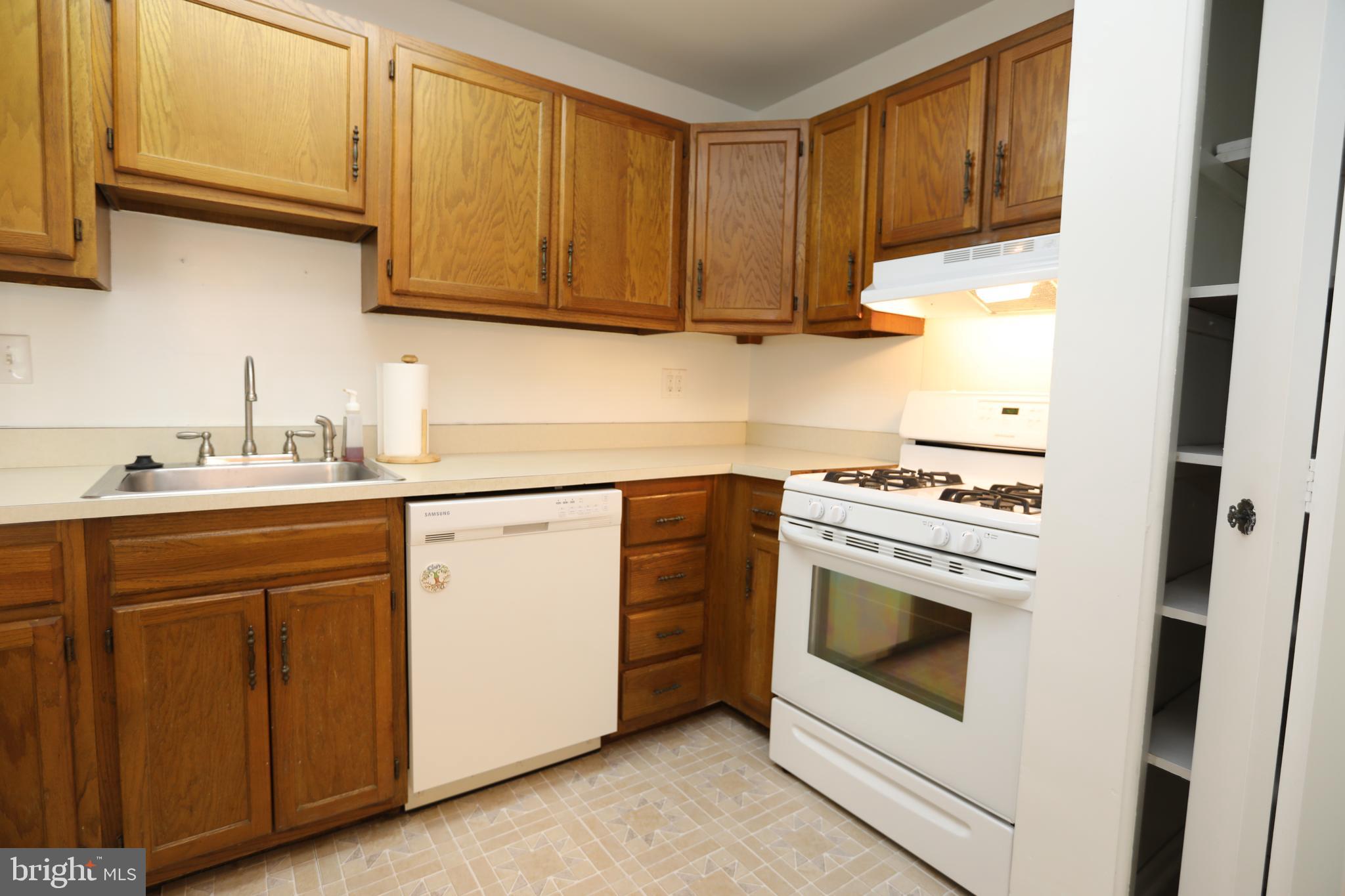 CHERRY HILL - Residential