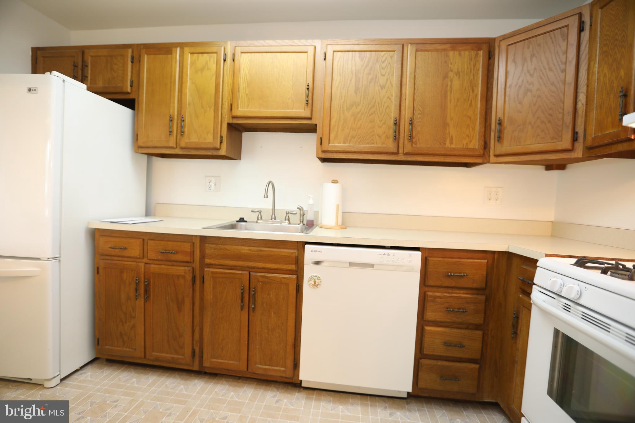 CHERRY HILL - Residential