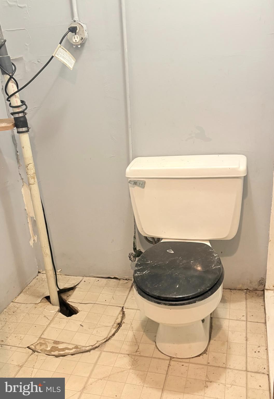 RAMBLEWOOD - Residential