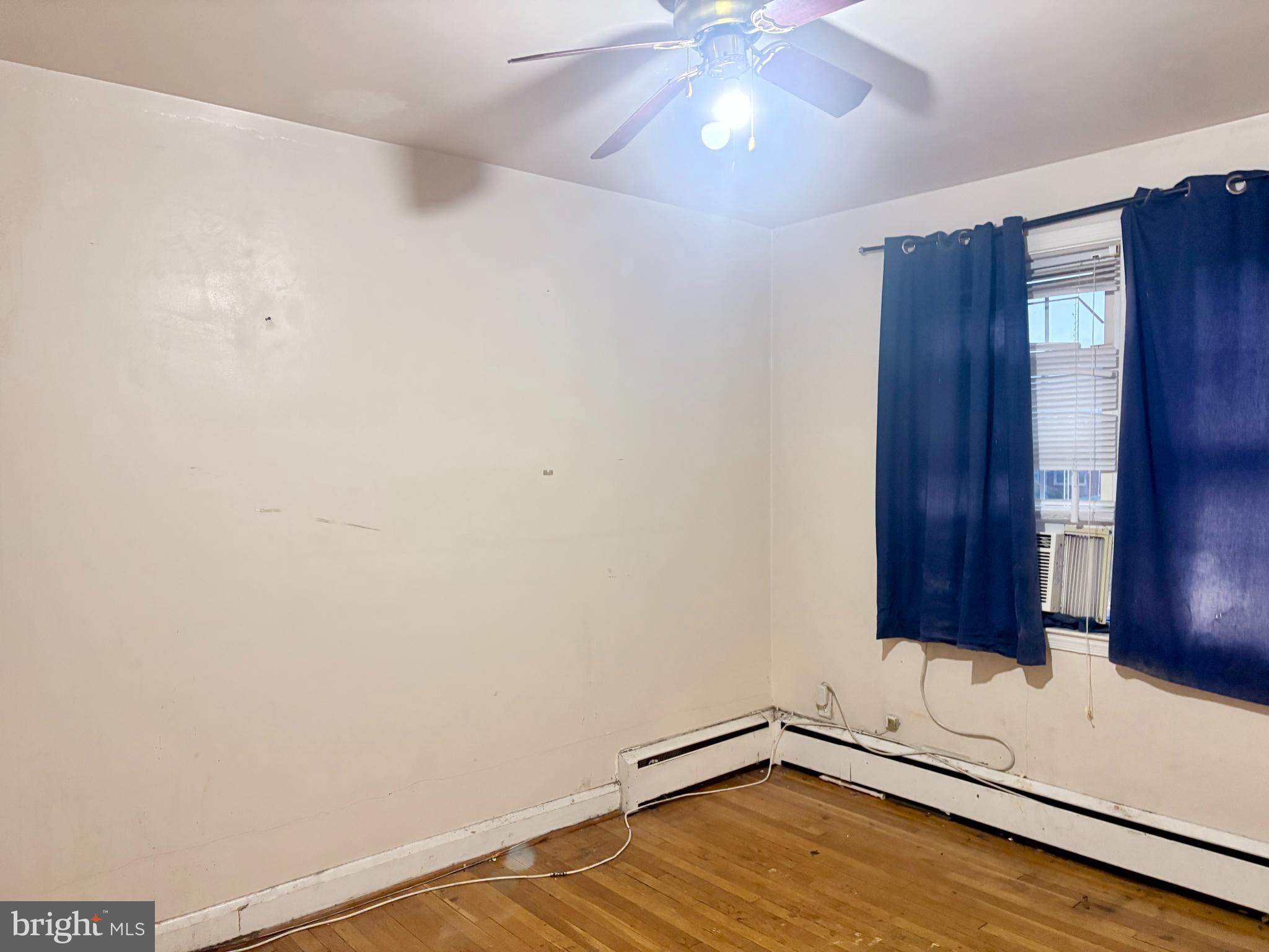 RAMBLEWOOD - Residential