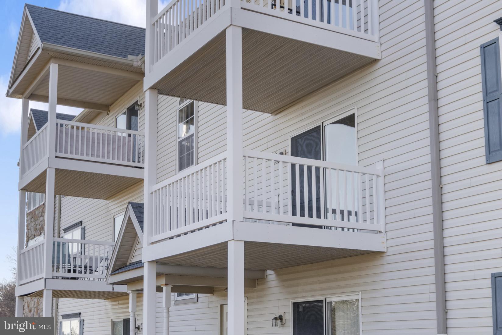 NEW FREEDOM - Residential Lease