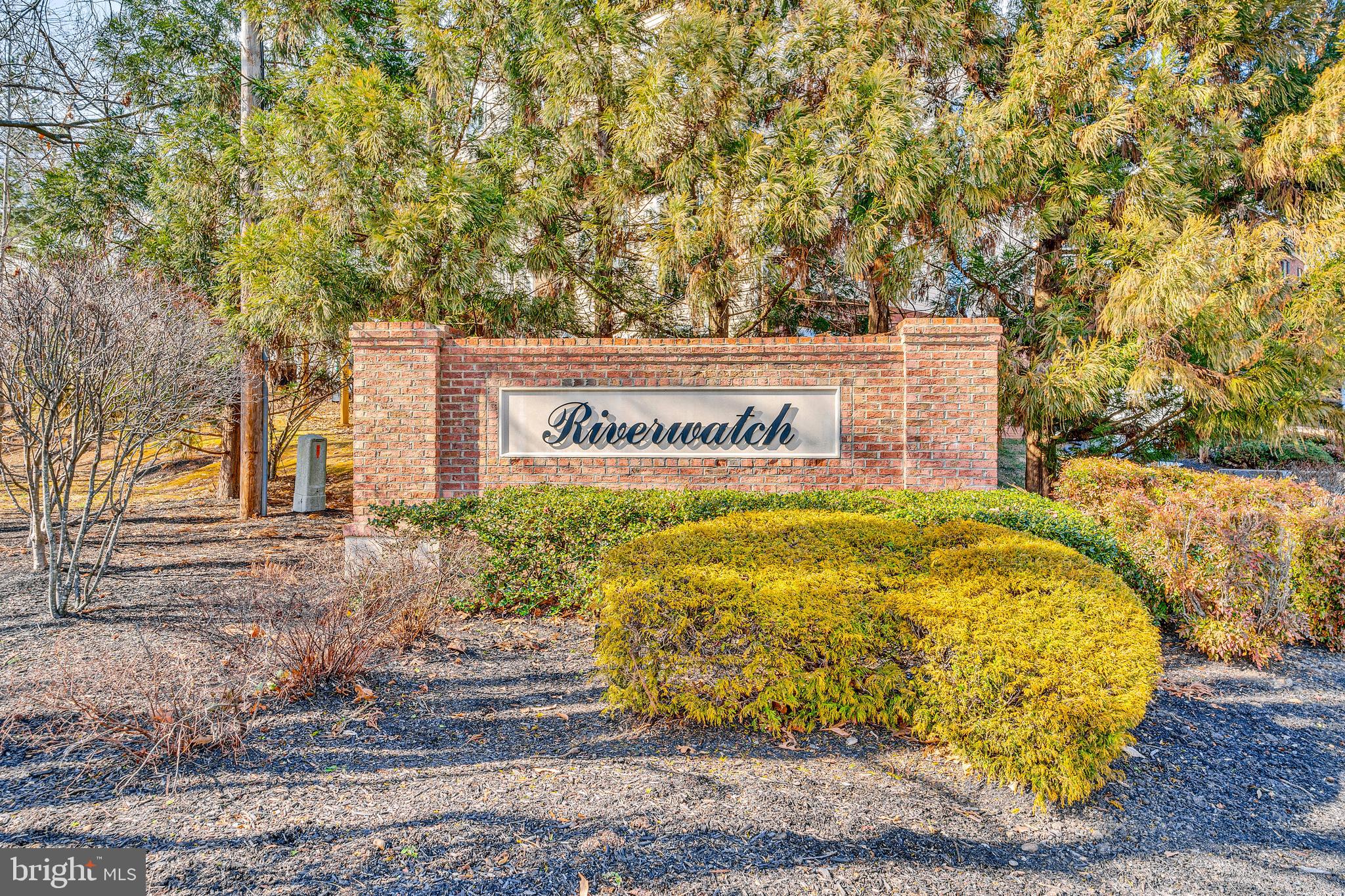 RIVERWATCH IND HEAD - Residential
