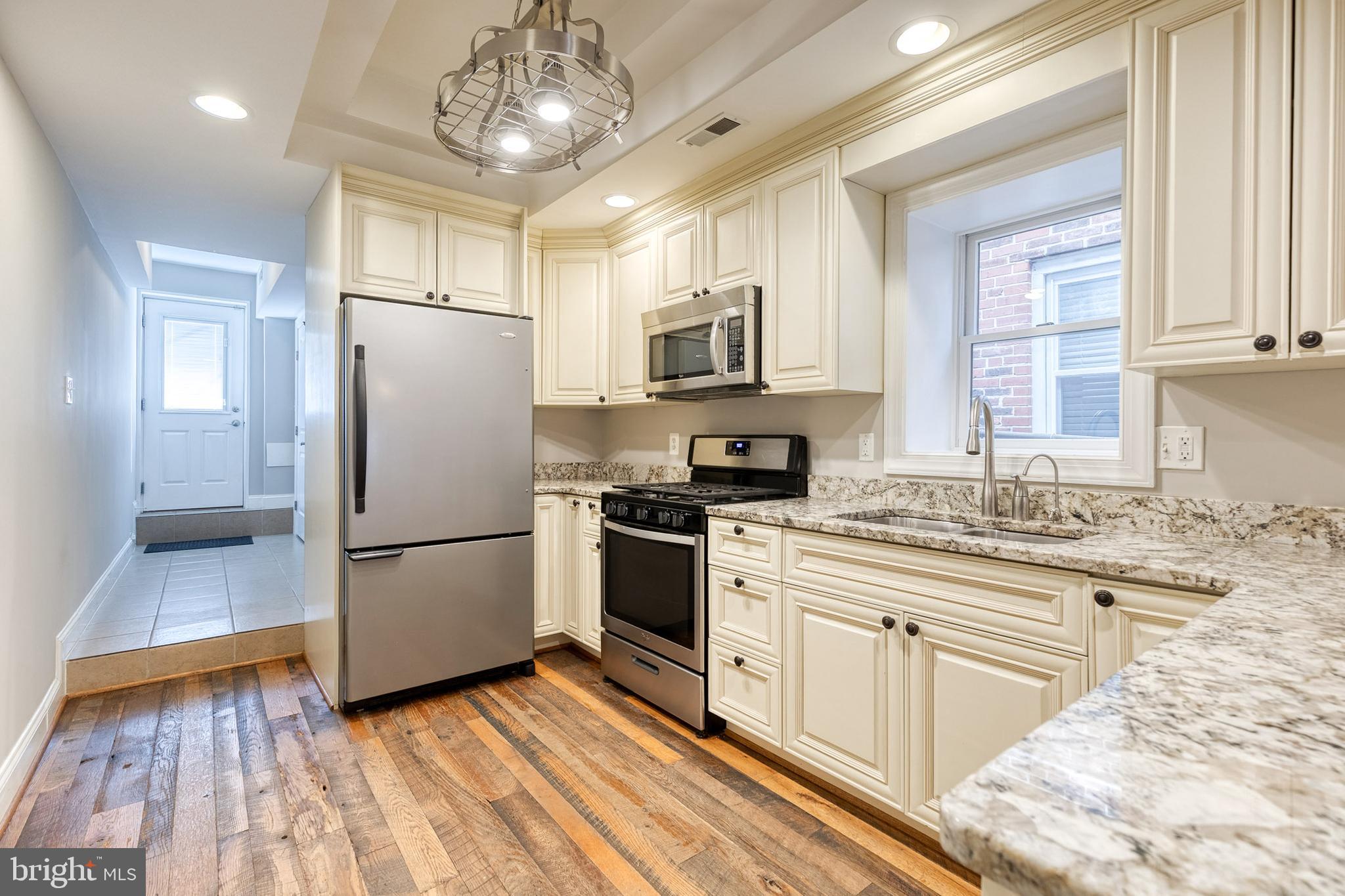 FEDERAL HILL HISTORIC DISTRICT - Residential Lease