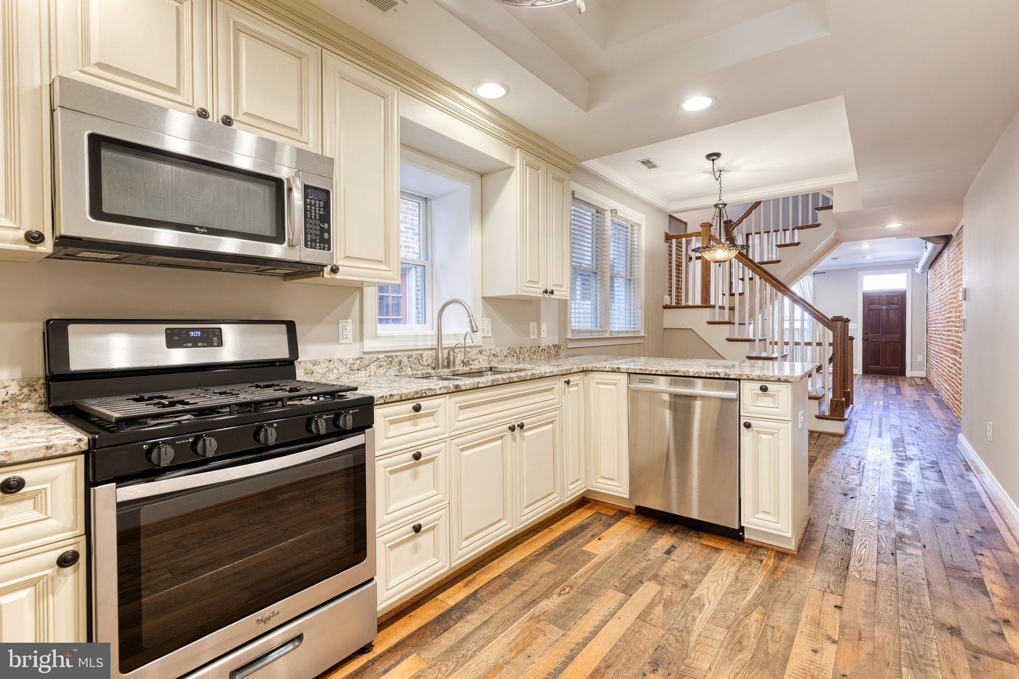 FEDERAL HILL HISTORIC DISTRICT - Residential Lease