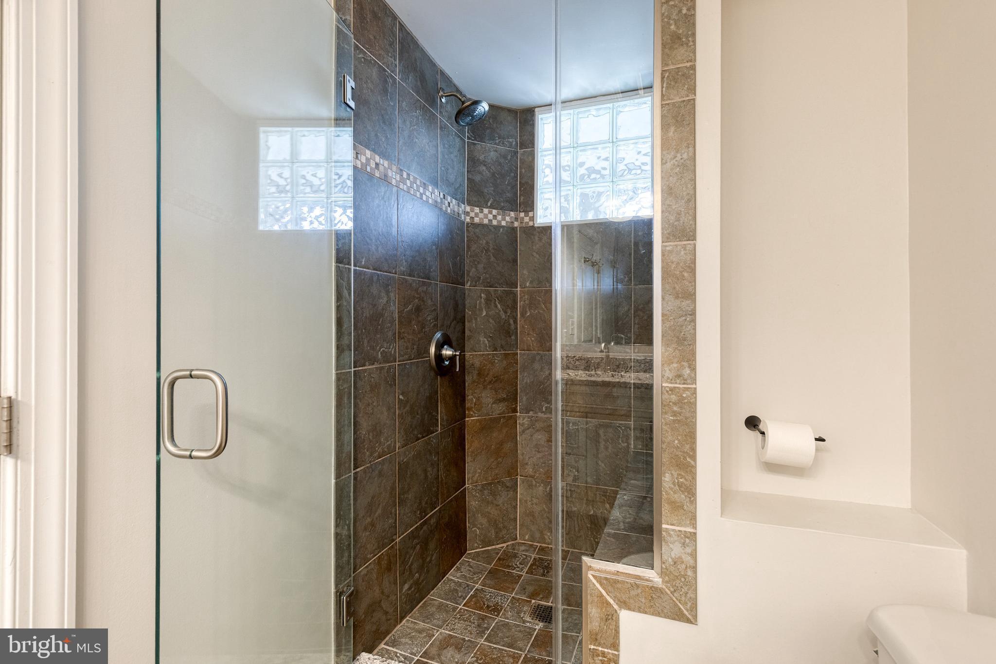 FEDERAL HILL HISTORIC DISTRICT - Residential Lease