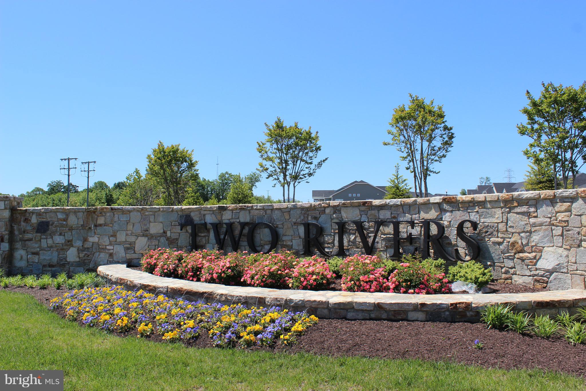 TWO RIVERS - Residential