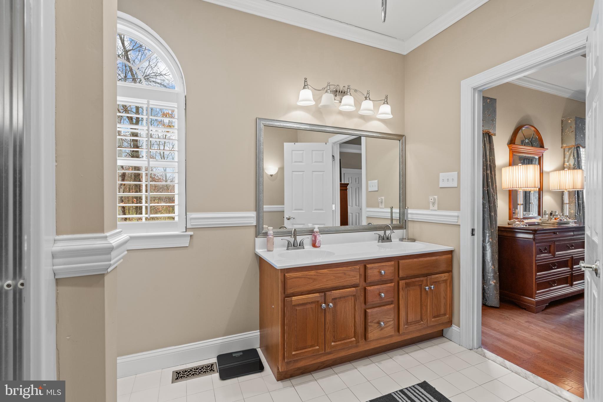 BELMONT - Residential