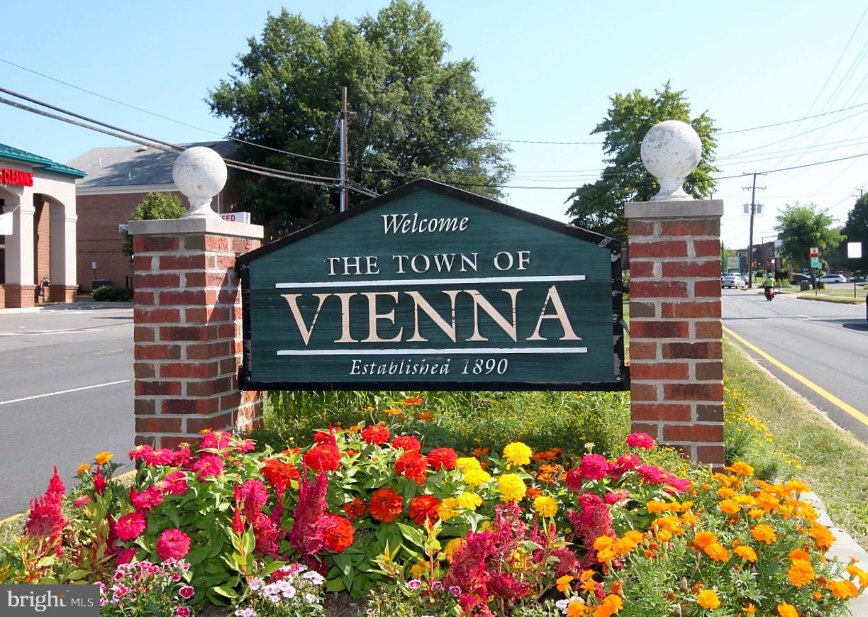 TANGLEWOOD - Residential